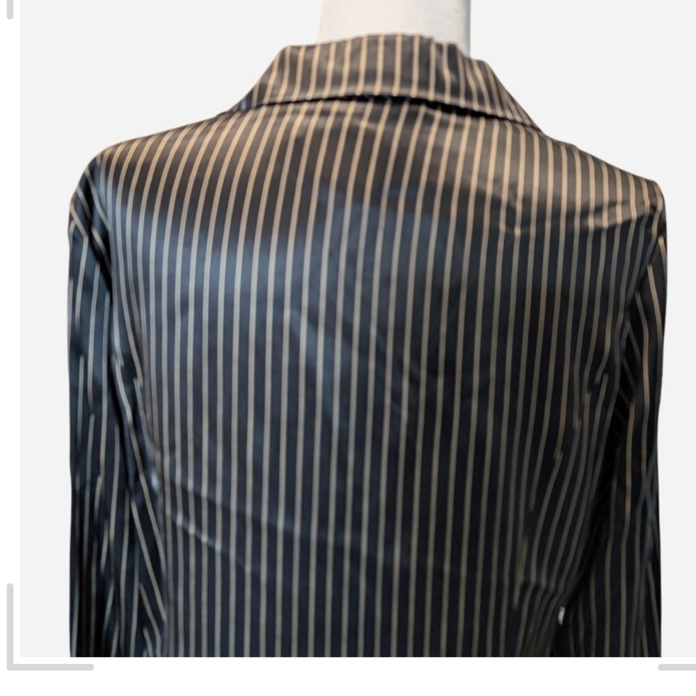 Kate Hill Black and White Striped Dress Shirt - Picture 3 of 10